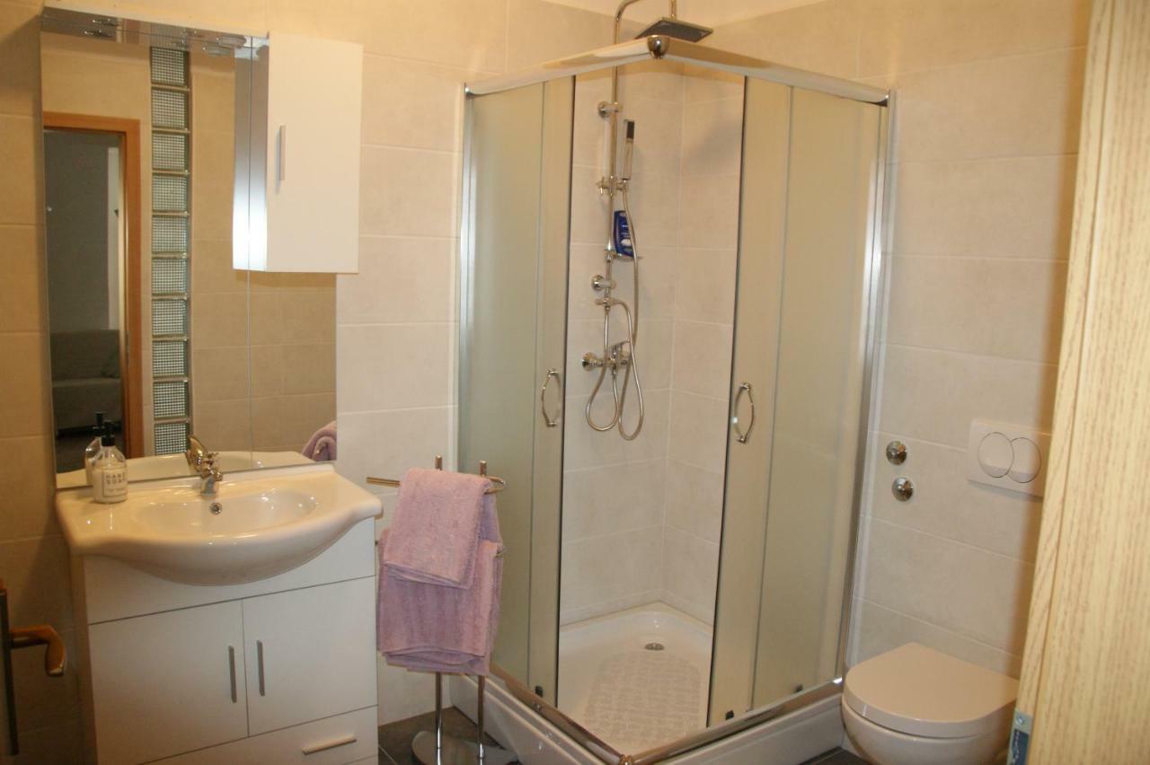 Sendi Apartman Pula