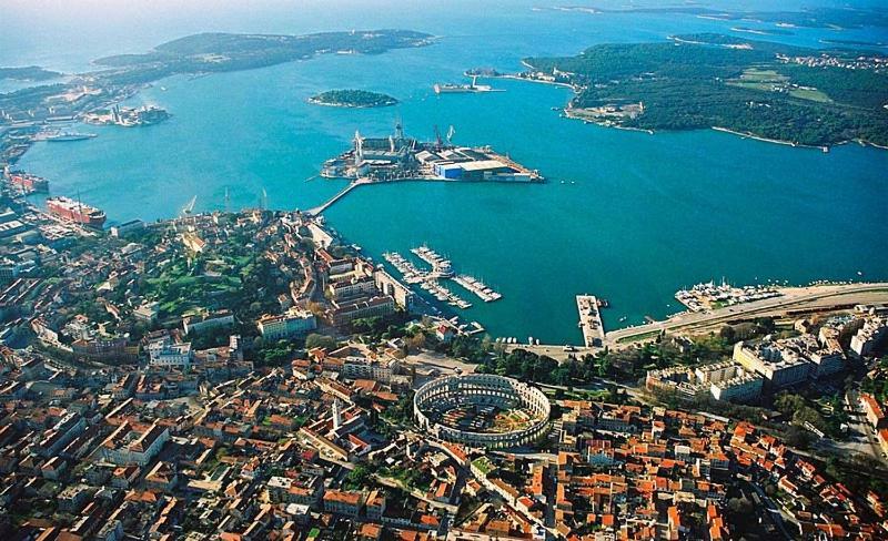 Sendi Apartman Pula